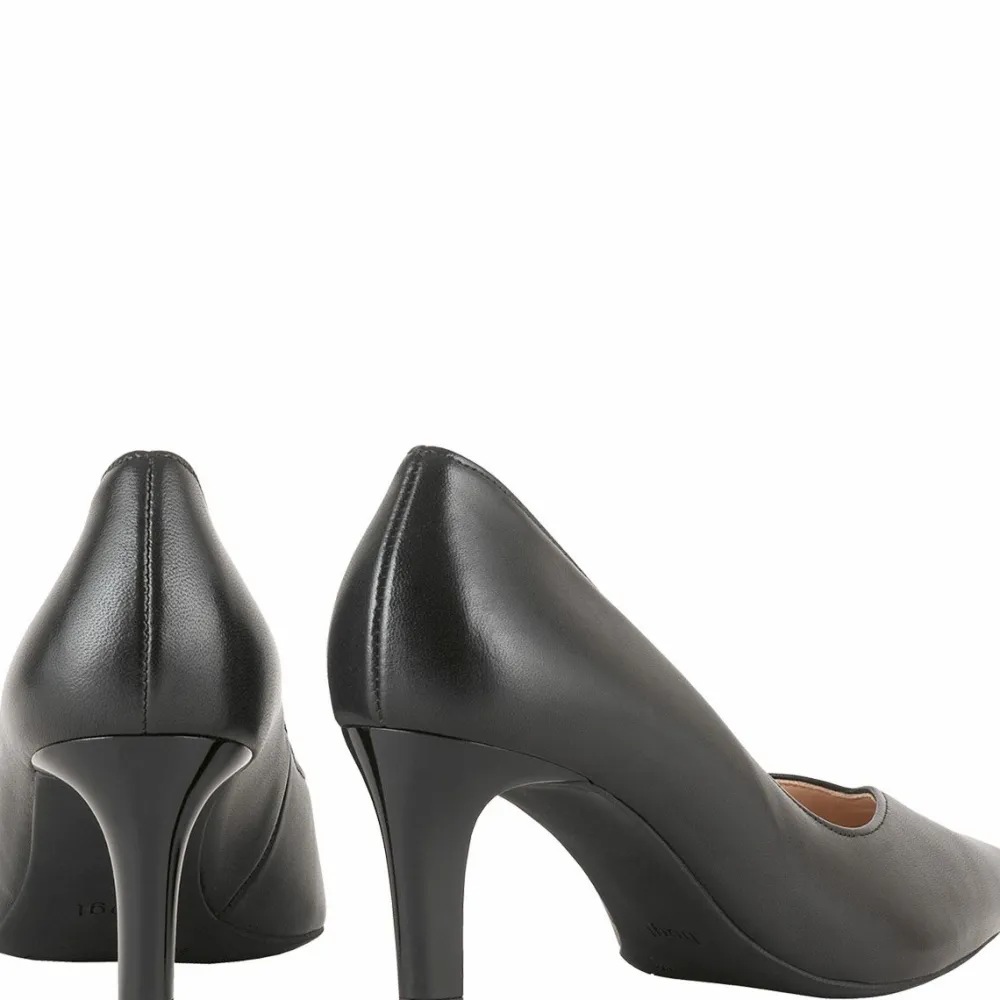 Shop Boulevard 60 Women Pumps
