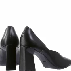 New Lola Women Pumps