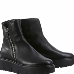 New Travis Women Booties